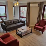 Royal Homes 403
